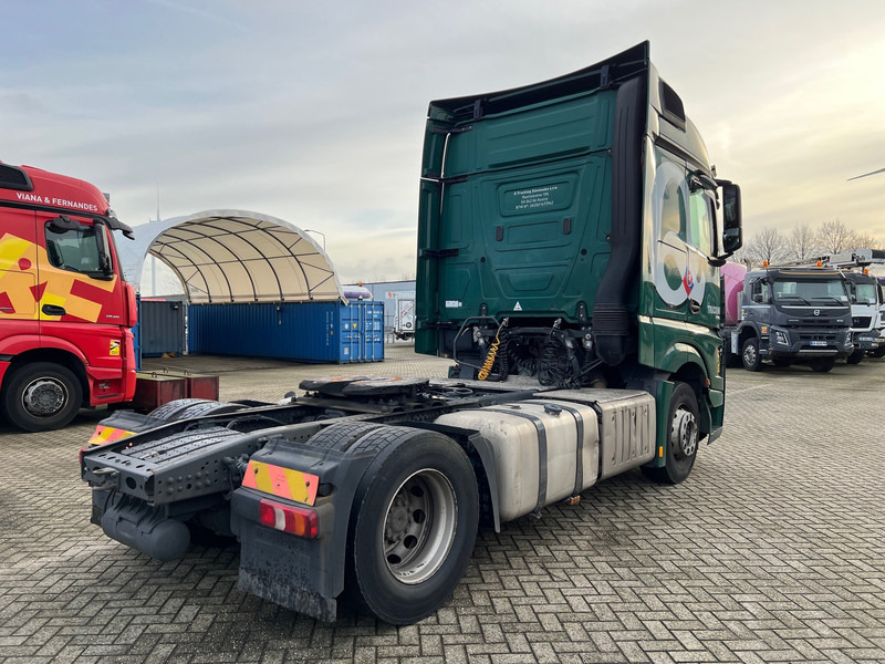 Mercedes-Benz Actros 1845 BigSpace - Tahač: obrázek 4 Mercedes-Benz Actros 1845 BigSpace - Tahač: obrázek 4