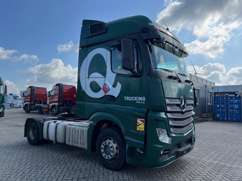 Mercedes-Benz Actros 1845 BigSpace - Tahač: obrázek 3 Mercedes-Benz Actros 1845 BigSpace - Tahač: obrázek 3