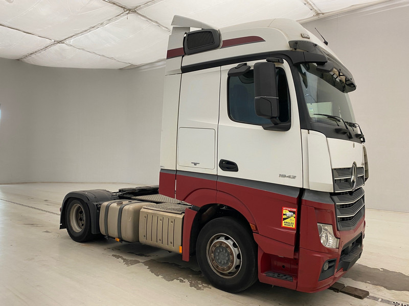 Mercedes-Benz Actros 1942 - Tahač: obrázek 3 Mercedes-Benz Actros 1942 - Tahač: obrázek 3