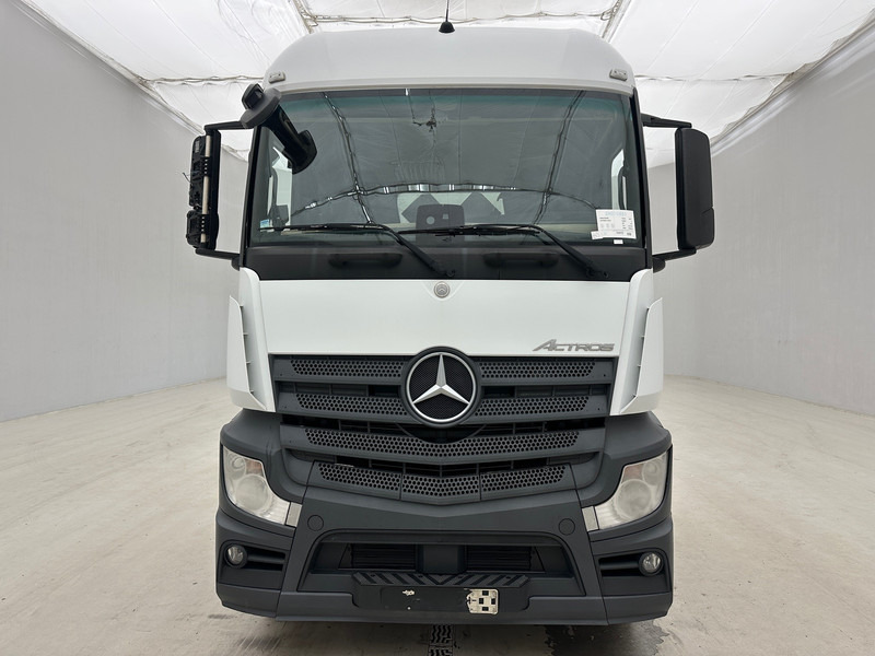 Mercedes-Benz Actros 1943 - Tahač: obrázek 2 Mercedes-Benz Actros 1943 - Tahač: obrázek 2