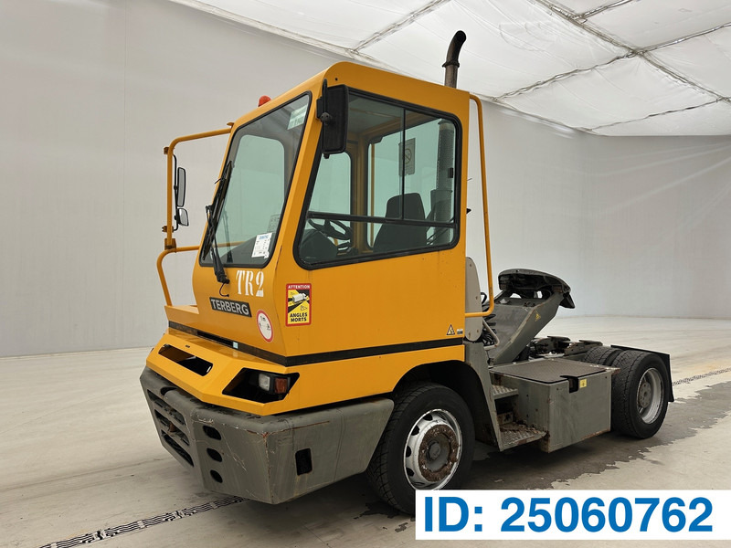 Terberg Terminal tractor* - Tahač: obrázek 1 Terberg Terminal tractor* - Tahač: obrázek 1