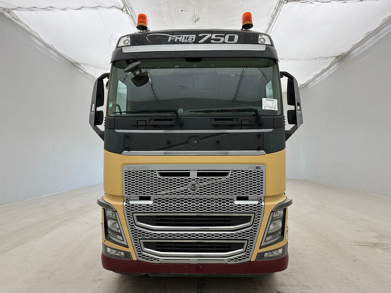 Volvo FH16.750 - 6x4 - Tahač: obrázek 2 Volvo FH16.750 - 6x4 - Tahač: obrázek 2