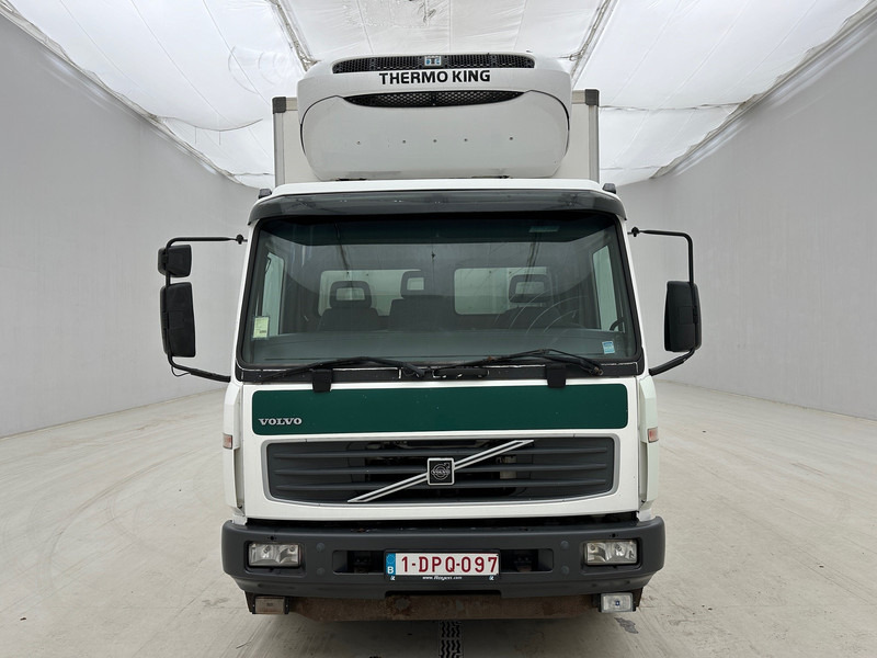 Volvo FL 220 - Chladírenský nákladní automobil: obrázek 2 Volvo FL 220 - Chladírenský nákladní automobil: obrázek 2