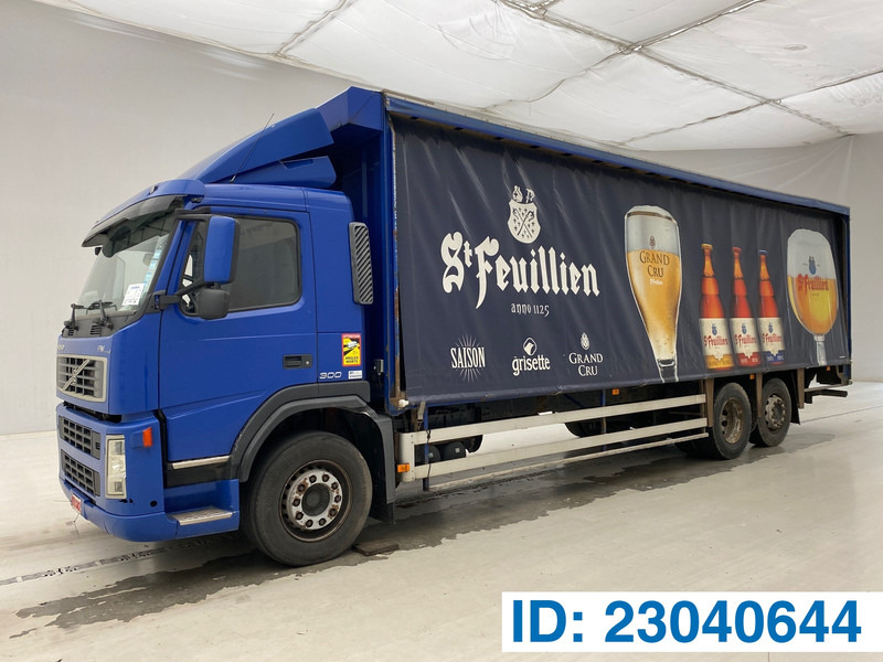 Volvo FM 300 - 6x2 - Plachtový nákladní auto: obrázek 1 Volvo FM 300 - 6x2 - Plachtový nákladní auto: obrázek 1