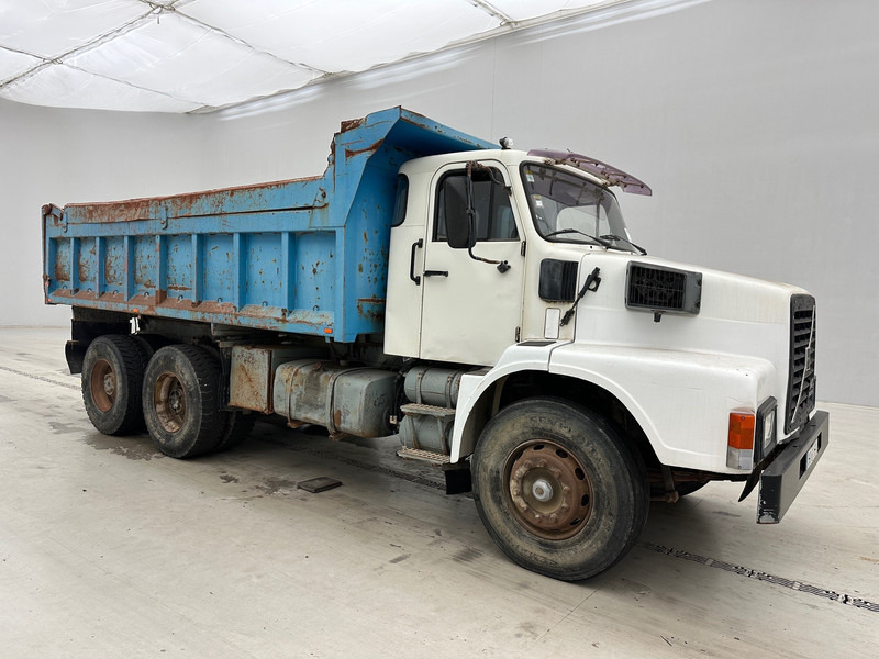 Volvo N10.320 - 6x4 - Sklápěč: obrázek 3 Volvo N10.320 - 6x4 - Sklápěč: obrázek 3