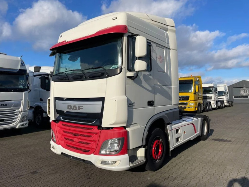 DAF XF 460 Spacecab Euro 6 - Tahač: obrázek 1 DAF XF 460 Spacecab Euro 6 - Tahač: obrázek 1
