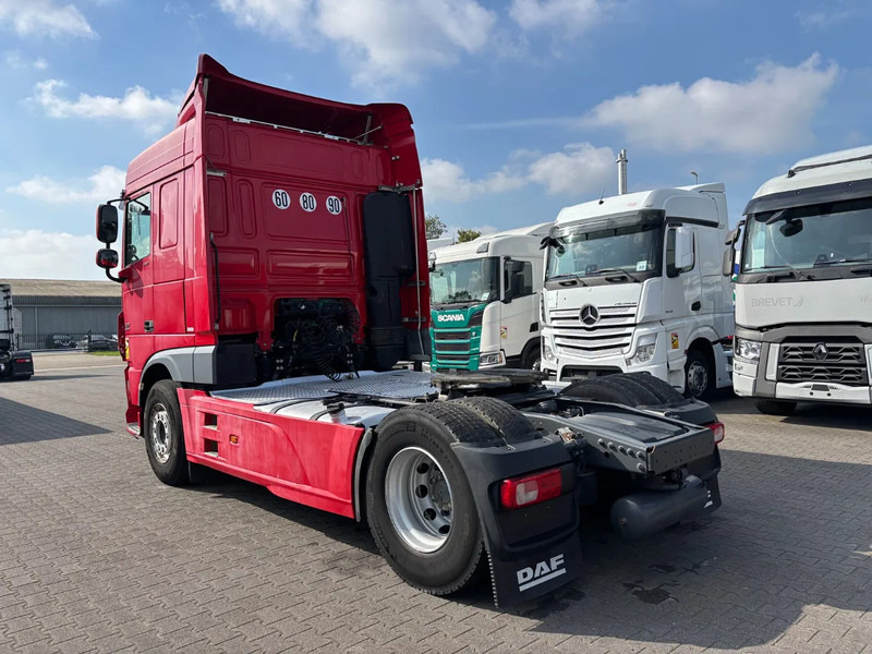 DAF XF 510 Spacecab Retarder Euro 6 - Tahač: obrázek 3 DAF XF 510 Spacecab Retarder Euro 6 - Tahač: obrázek 3