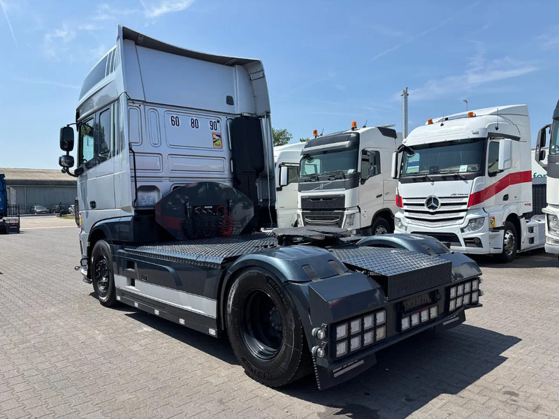DAF XF 530 Super Spacecab Euro 6 Retarder - Tahač: obrázek 3 DAF XF 530 Super Spacecab Euro 6 Retarder - Tahač: obrázek 3