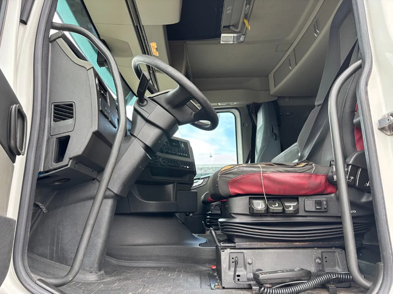 Volvo FH 500 6X2 Euro 6 - Podvozek s kabinou: obrázek 5 Volvo FH 500 6X2 Euro 6 - Podvozek s kabinou: obrázek 5