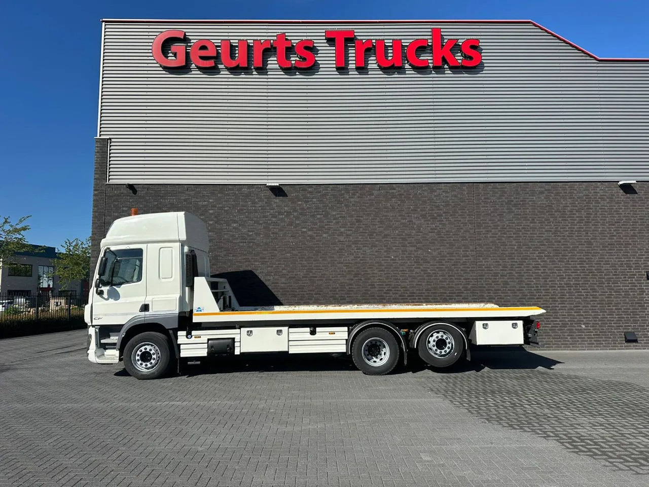 DAF CF 410 6X2 M4SN3 OPRIJWAGEN / MACHINE TRANSPORTE - Přepravník automobilů: obrázek 1 DAF CF 410 6X2 M4SN3 OPRIJWAGEN / MACHINE TRANSPORTE - Přepravník automobilů: obrázek 1