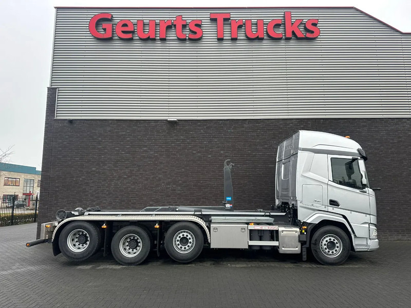 DAF XF 530 8X2 TRIPLE VDL S-30-6700 HAAKARMSYSTEEM/ABROLLKIPPER/HOOKLIFT/NIEUW/NEW - Hákový nosič kontejnerů: obrázek 4 DAF XF 530 8X2 TRIPLE VDL S-30-6700 HAAKARMSYSTEEM/ABROLLKIPPER/HOOKLIFT/NIEUW/NEW - Hákový nosič kontejnerů: obrázek 4
