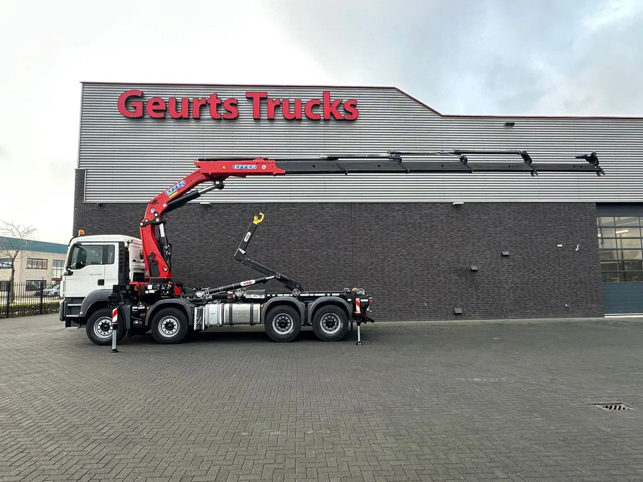 MAN TGS 35.460 8X4 BL+ HYVA 18.55.S HAAKARMSYSTEEM E - Hákový nosič kontejnerů, Auto s hydraulickou rukou: obrázek 1 MAN TGS 35.460 8X4 BL+ HYVA 18.55.S HAAKARMSYSTEEM E - Hákový nosič kontejnerů, Auto s hydraulickou rukou: obrázek 1