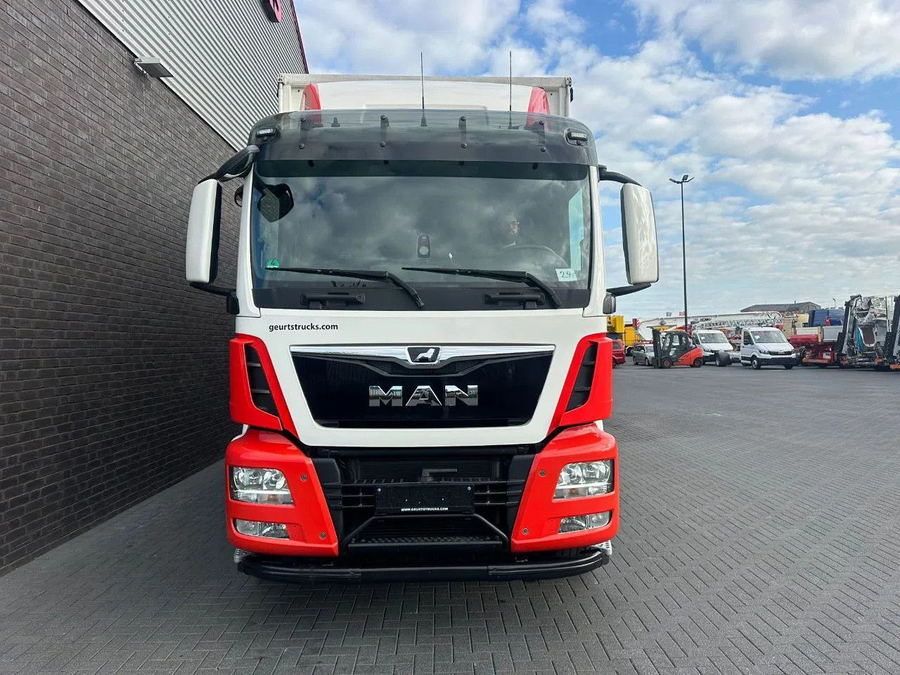 Auto s hydraulickou rukou MAN TGS 35.470 8X2 SCHUIFZEIL MET PALFINGER PK37.002: obrázek 15