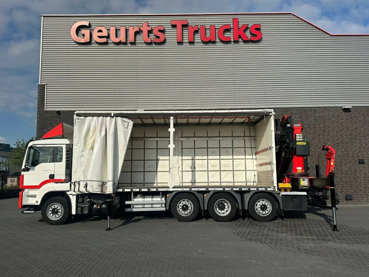 Auto s hydraulickou rukou MAN TGS 35.470 8X2 SCHUIFZEIL MET PALFINGER PK37.002: obrázek 17