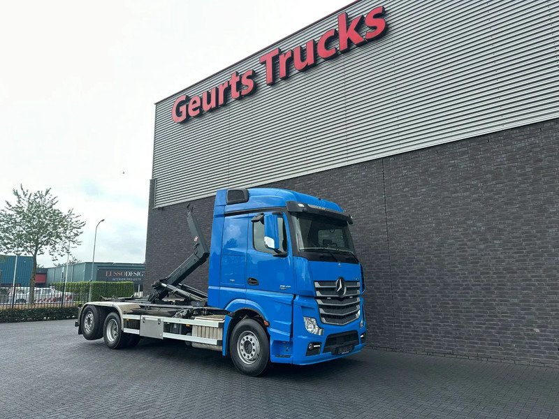 Mercedes-Benz Actros 2545 6X2 MET HIAB MULTILIFT XR21S61 HAAKARMSYSTEEM / ABROLLKIPPER / HOOKLIFT - Hákový nosič kontejnerů: obrázek 5 Mercedes-Benz Actros 2545 6X2 MET HIAB MULTILIFT XR21S61 HAAKARMSYSTEEM / ABROLLKIPPER / HOOKLIFT - Hákový nosič kontejnerů: obrázek 5