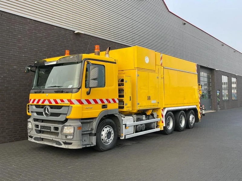 Mercedes-Benz Actros 3248 8X4 TRIDEM MTS DINO 12 SAUGBAGGER/SUCTIONEXAVATOR/GRONDZUIGER - Čistič odpadových jam: obrázek 2 Mercedes-Benz Actros 3248 8X4 TRIDEM MTS DINO 12 SAUGBAGGER/SUCTIONEXAVATOR/GRONDZUIGER - Čistič odpadových jam: obrázek 2