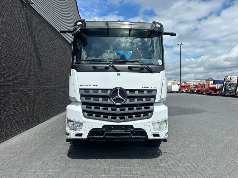 Auto s hydraulickou rukou Mercedes-Benz Arocs 3351 963-2-E 6X4 KIPPER / TIPPER + PALFINGER PK30.002 TEC7 KRAAN / KRAN / CRANE / GRUA: obrázek 19 Auto s hydraulickou rukou Mercedes-Benz Arocs 3351 963-2-E 6X4 KIPPER / TIPPER + PALFINGER PK30.002 TEC7 KRAAN / KRAN / CRANE / GRUA: obrázek 19