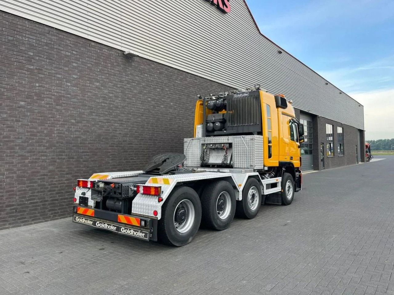 Mercedes-Benz Actros 4165 V8 8X4 SLT TITAN HEAVY DUTY TRACTOR/ - Tahač: obrázek 5 Mercedes-Benz Actros 4165 V8 8X4 SLT TITAN HEAVY DUTY TRACTOR/ - Tahač: obrázek 5