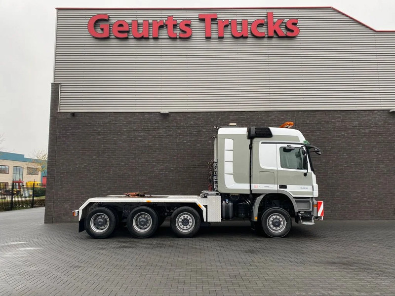 Mercedes-Benz Actros 4360 V8 8X6 V8 SLT TITAN HEAVY DUTY TRACTOR 250 TON - Tahač: obrázek 4 Mercedes-Benz Actros 4360 V8 8X6 V8 SLT TITAN HEAVY DUTY TRACTOR 250 TON - Tahač: obrázek 4