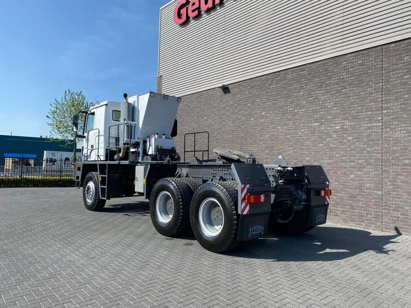 Mercedes-Benz TITAN 5560 Z52-600 F TITAN 5560 Z52-600 F 6X6 HEAVY-DUTY TRUCK - Tahač: obrázek 3 Mercedes-Benz TITAN 5560 Z52-600 F TITAN 5560 Z52-600 F 6X6 HEAVY-DUTY TRUCK - Tahač: obrázek 3