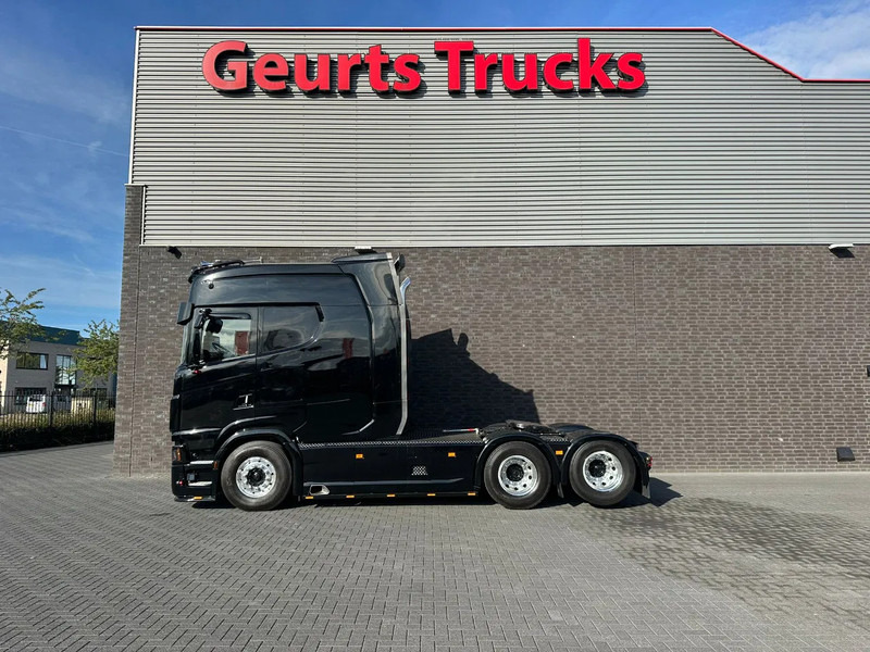 Scania S660 V8 6X2 LONGLINE SPECIAL INTERIOR BUFFL TREKKER MET HYDRAULIEK / SATTELZUG / TRACTOR UNIT / CAMIÓN - Tahač: obrázek 1 Scania S660 V8 6X2 LONGLINE SPECIAL INTERIOR BUFFL TREKKER MET HYDRAULIEK / SATTELZUG / TRACTOR UNIT / CAMIÓN - Tahač: obrázek 1