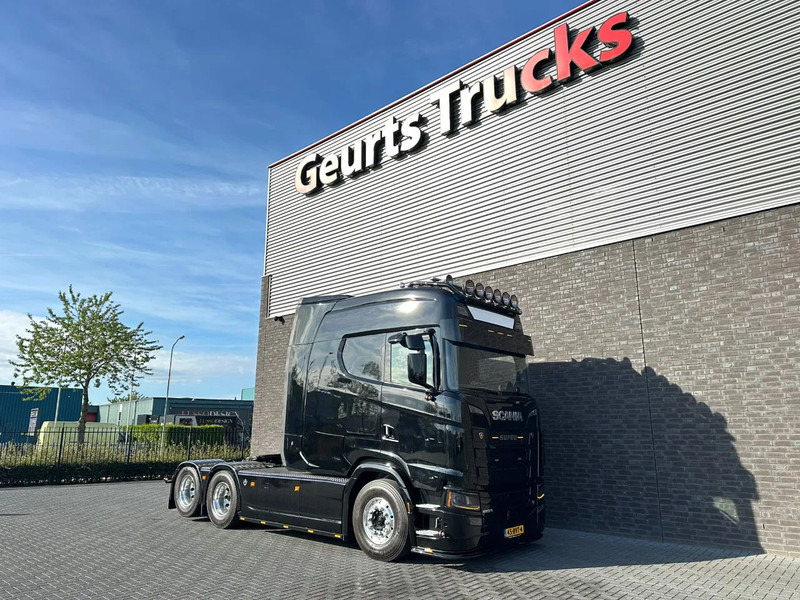 Scania S660 V8 6X2 LONGLINE SPECIAL INTERIOR BUFFL TREKKER MET HYDRAULIEK / SATTELZUG / TRACTOR UNIT / CAMIÓN - Tahač: obrázek 5 Scania S660 V8 6X2 LONGLINE SPECIAL INTERIOR BUFFL TREKKER MET HYDRAULIEK / SATTELZUG / TRACTOR UNIT / CAMIÓN - Tahač: obrázek 5