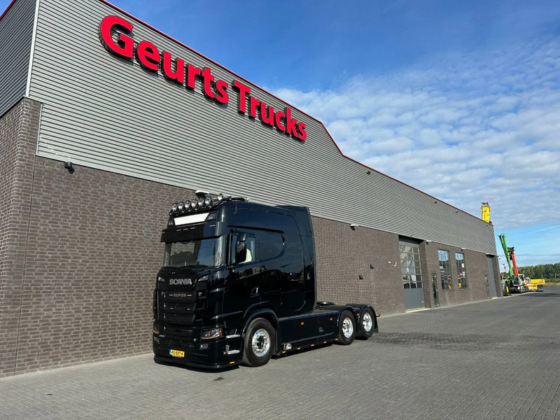 Scania S660 V8 6X2 LONGLINE SPECIAL INTERIOR BUFFL TREKKER MET HYDRAULIEK / SATTELZUG / TRACTOR UNIT / CAMIÓN - Tahač: obrázek 2 Scania S660 V8 6X2 LONGLINE SPECIAL INTERIOR BUFFL TREKKER MET HYDRAULIEK / SATTELZUG / TRACTOR UNIT / CAMIÓN - Tahač: obrázek 2