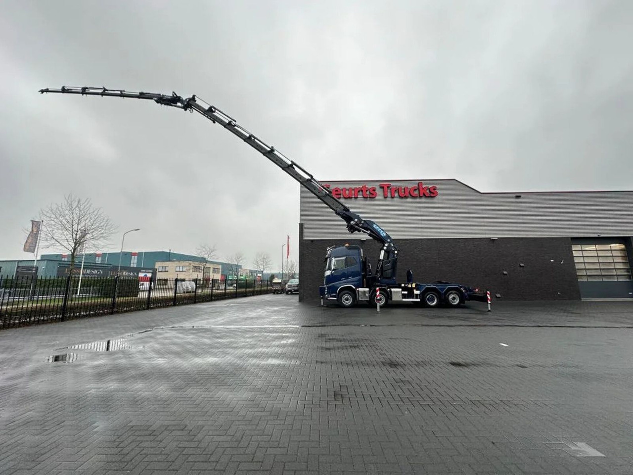 Volvo FH 16.650 8X2 + EFFER 1855/8S + JIB 6S HEAVY DUT - Tahač: obrázek 5 Volvo FH 16.650 8X2 + EFFER 1855/8S + JIB 6S HEAVY DUT - Tahač: obrázek 5