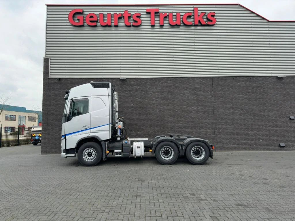 Volvo FH 460 6X4 TREKKER/TRACTOR/SZM EURO 6 HYDRAULIC - Tahač: obrázek 1 Volvo FH 460 6X4 TREKKER/TRACTOR/SZM EURO 6 HYDRAULIC - Tahač: obrázek 1