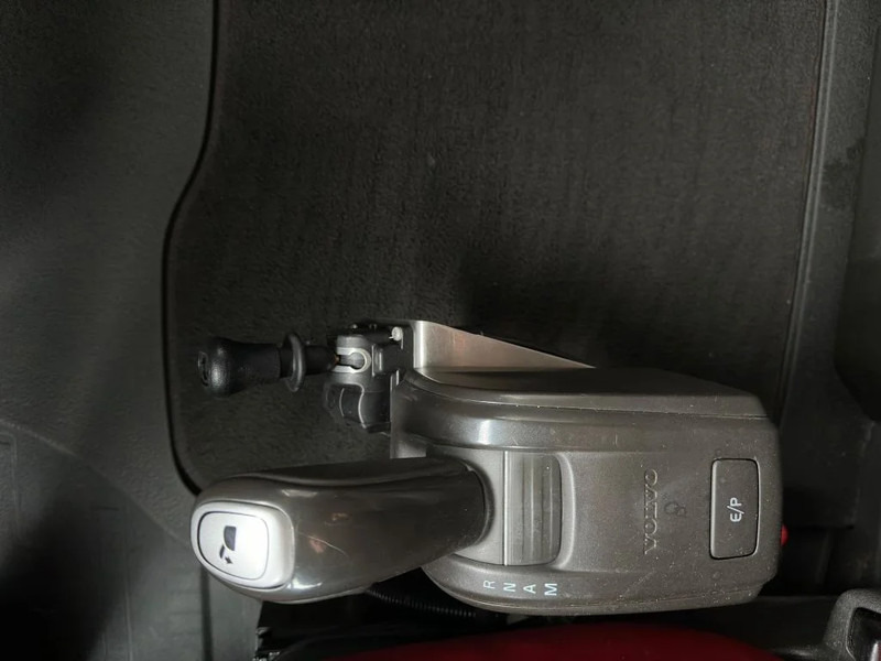 Tahač Volvo FH 460 6X4 TREKKER/TRACTOR/SZM EURO 6 HYDRAULIC: obrázek 20 Tahač Volvo FH 460 6X4 TREKKER/TRACTOR/SZM EURO 6 HYDRAULIC: obrázek 20