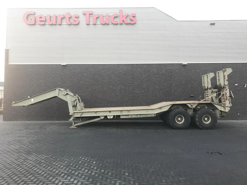 Trabosa 2 AXEL HEAVY DUTY LOWLOADER TANK TRANSPORT - Podvalníkový návěs: obrázek 1 Trabosa 2 AXEL HEAVY DUTY LOWLOADER TANK TRANSPORT - Podvalníkový návěs: obrázek 1