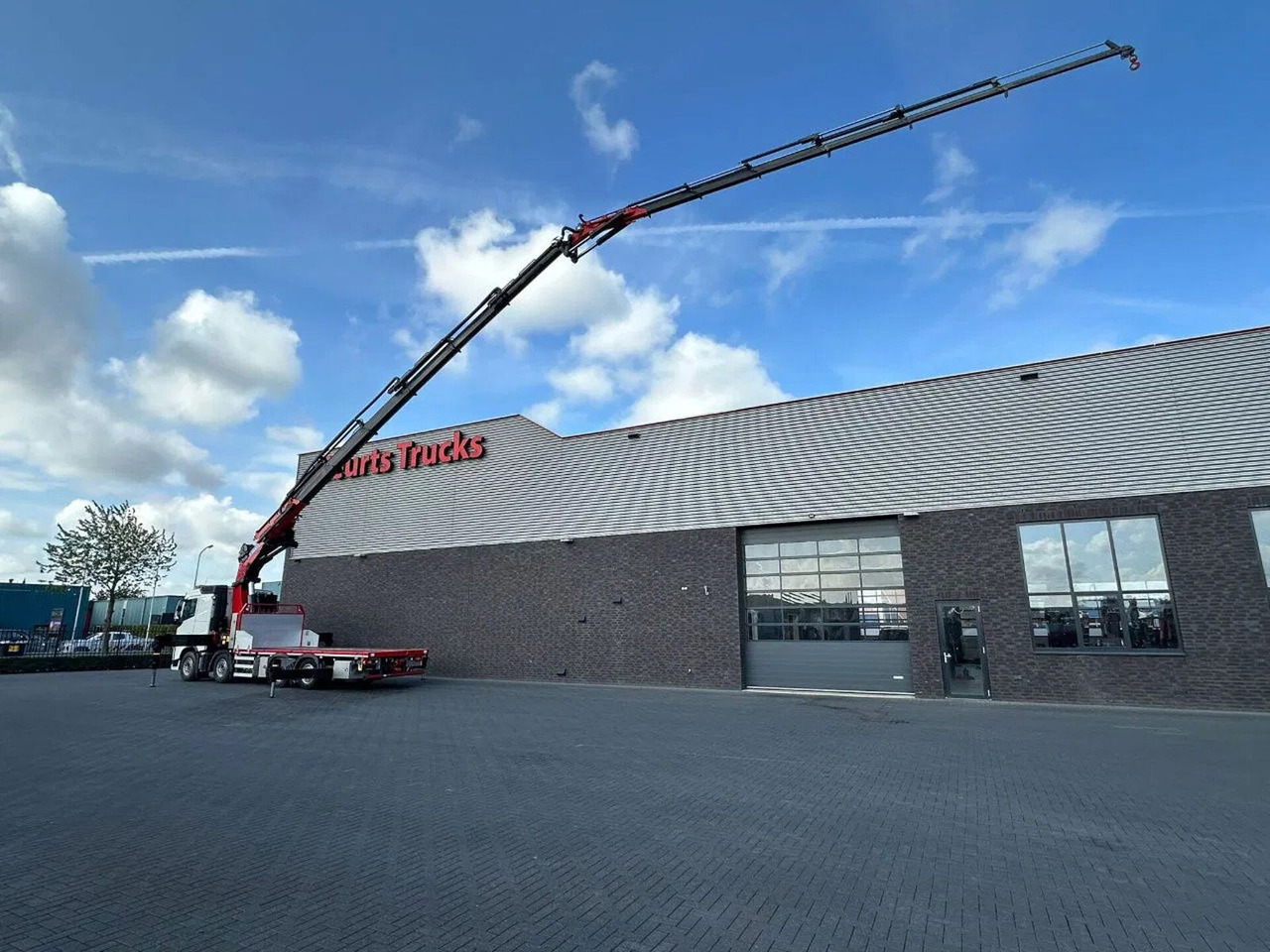 Volvo FH 540 8X2 MET HMF 9520K-K6 + JIB FJ2000-K6 KRAA - Auto s hydraulickou rukou: obrázek 3 Volvo FH 540 8X2 MET HMF 9520K-K6 + JIB FJ2000-K6 KRAA - Auto s hydraulickou rukou: obrázek 3