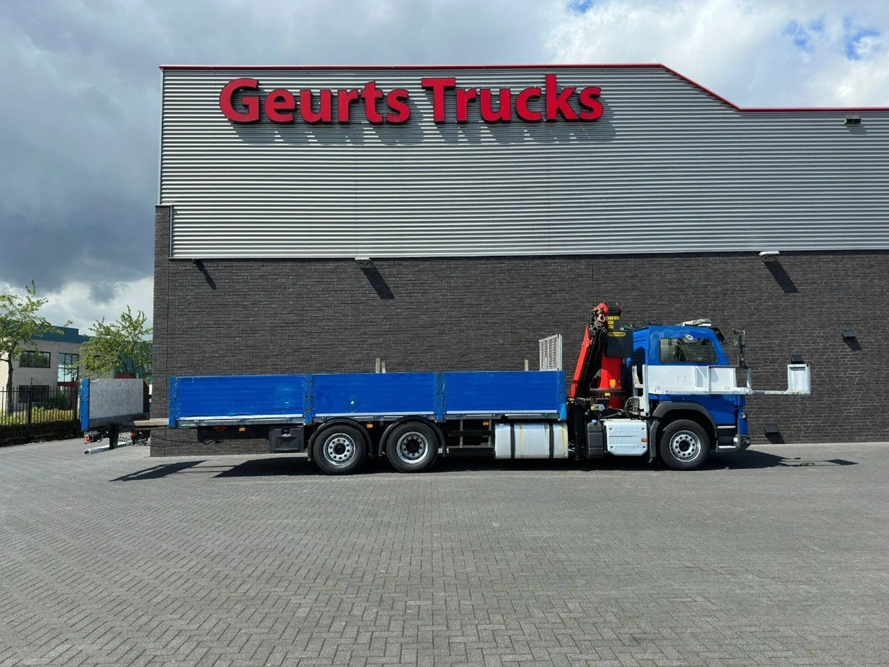 Volvo FMX 420 6X2 + PALFINGER PK 23002-SH C KRAAN/KRAN - Auto s hydraulickou rukou: obrázek 2 Volvo FMX 420 6X2 + PALFINGER PK 23002-SH C KRAAN/KRAN - Auto s hydraulickou rukou: obrázek 2
