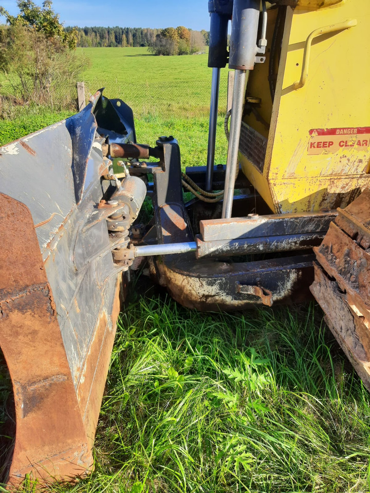 NEW HOLLAND D150 - Buldozer: obrázek 4 NEW HOLLAND D150 - Buldozer: obrázek 4