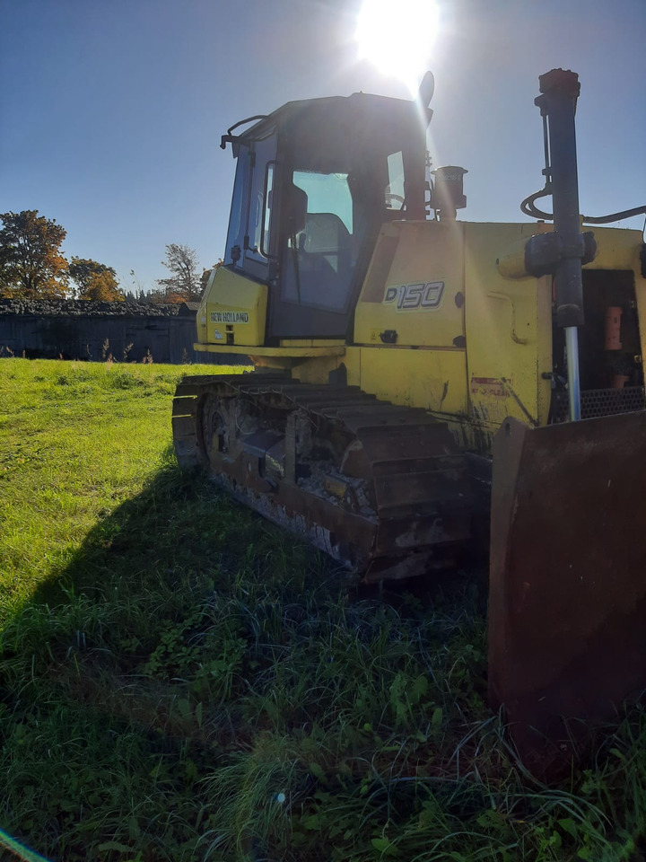 NEW HOLLAND D150 - Buldozer: obrázek 3 NEW HOLLAND D150 - Buldozer: obrázek 3