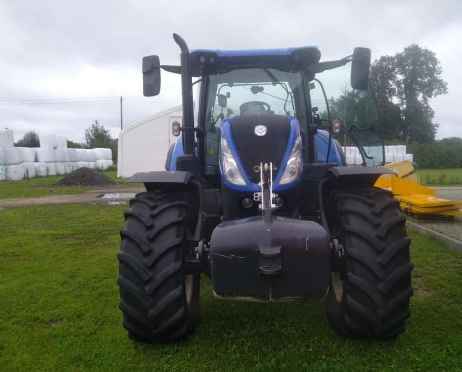 NEW HOLLAND T7.175 - Traktor: obrázek 2 NEW HOLLAND T7.175 - Traktor: obrázek 2