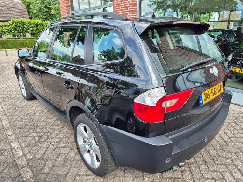 BMW X3 Automaat 6 cil. - Osobní auto: obrázek 4 BMW X3 Automaat 6 cil. - Osobní auto: obrázek 4