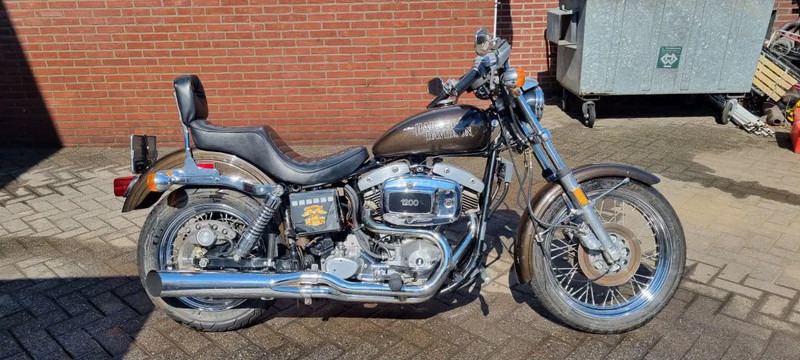 Harley-Davidson FXE SUPER GLIDE.... 1200 AMF first paint - Motocykl: obrázek 1 Harley-Davidson FXE SUPER GLIDE.... 1200 AMF first paint - Motocykl: obrázek 1