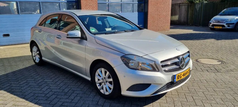 Mercedes-Benz A-Klasse 180 automaat.. 180 automaat - Osobní auto: obrázek 1 Mercedes-Benz A-Klasse 180 automaat.. 180 automaat - Osobní auto: obrázek 1