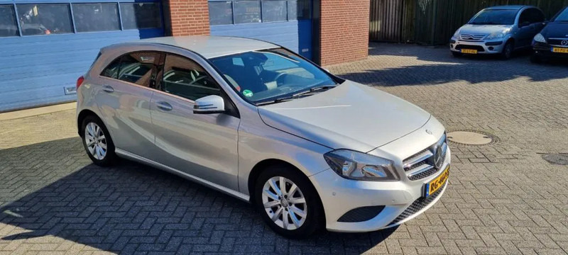 Mercedes-Benz A-Klasse 180 automaat.. 180 automaat - Hatchback: obrázek 5 Mercedes-Benz A-Klasse 180 automaat.. 180 automaat - Hatchback: obrázek 5