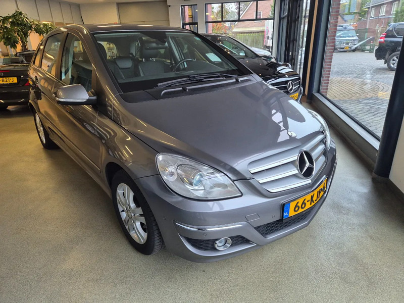 Mercedes-Benz B-Klasse B 180 Automaat Trekhaak - Osobní auto: obrázek 5 Mercedes-Benz B-Klasse B 180 Automaat Trekhaak - Osobní auto: obrázek 5