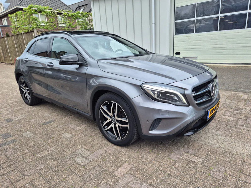 Mercedes-Benz GLA 200 Automaat. AMG. Edition 1 - Sedan: obrázek 1 Mercedes-Benz GLA 200 Automaat. AMG. Edition 1 - Sedan: obrázek 1