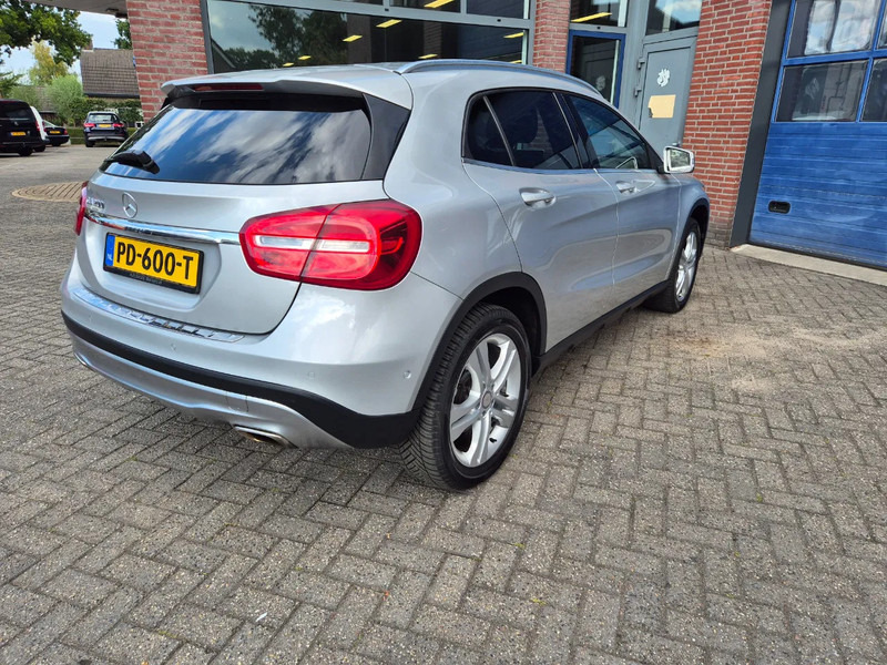Mercedes-Benz GLA 200 automaat Prestige - Osobní auto: obrázek 4 Mercedes-Benz GLA 200 automaat Prestige - Osobní auto: obrázek 4