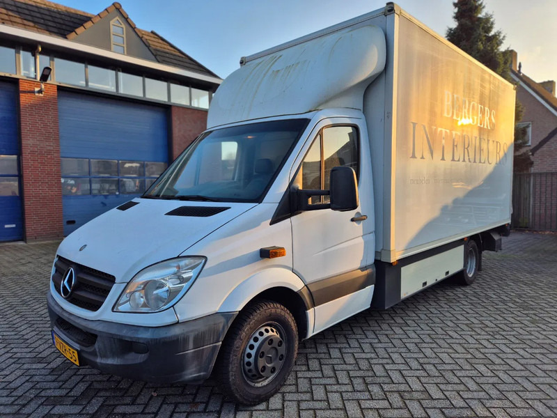 Mercedes-Benz Sprinter 516 cdi met laadklep - Dodávka skřín: obrázek 2 Mercedes-Benz Sprinter 516 cdi met laadklep - Dodávka skřín: obrázek 2