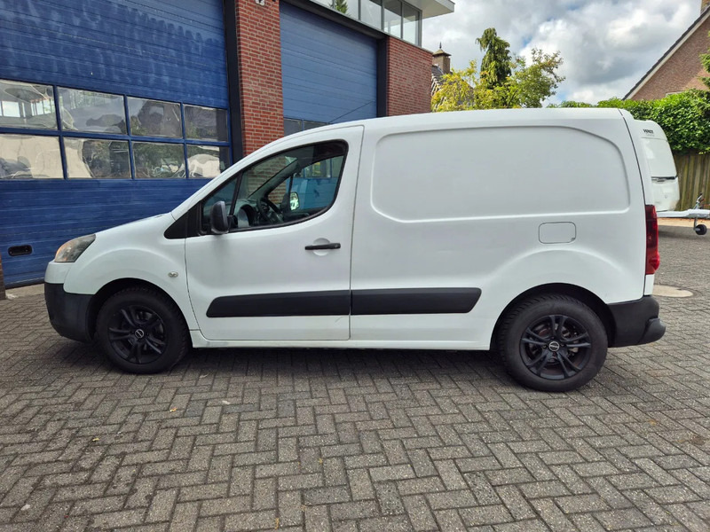 Peugeot Partner 1.6 D - Malá dodávka: obrázek 3 Peugeot Partner 1.6 D - Malá dodávka: obrázek 3