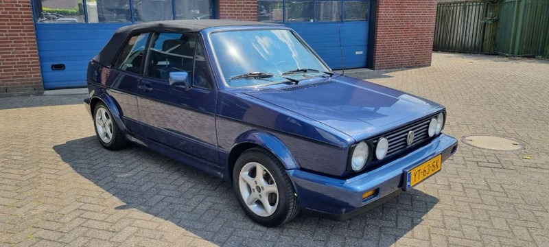 Volkswagen golf cabrio.. 1.8 GTI - Osobní auto: obrázek 2 Volkswagen golf cabrio.. 1.8 GTI - Osobní auto: obrázek 2
