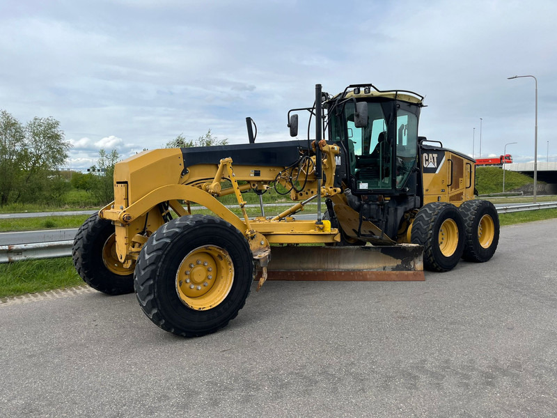 Caterpillar 12M Motor Grader - Grejdr: obrázek 2 Caterpillar 12M Motor Grader - Grejdr: obrázek 2