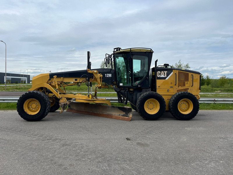 Caterpillar 12M Motor Grader - Grejdr: obrázek 1 Caterpillar 12M Motor Grader - Grejdr: obrázek 1
