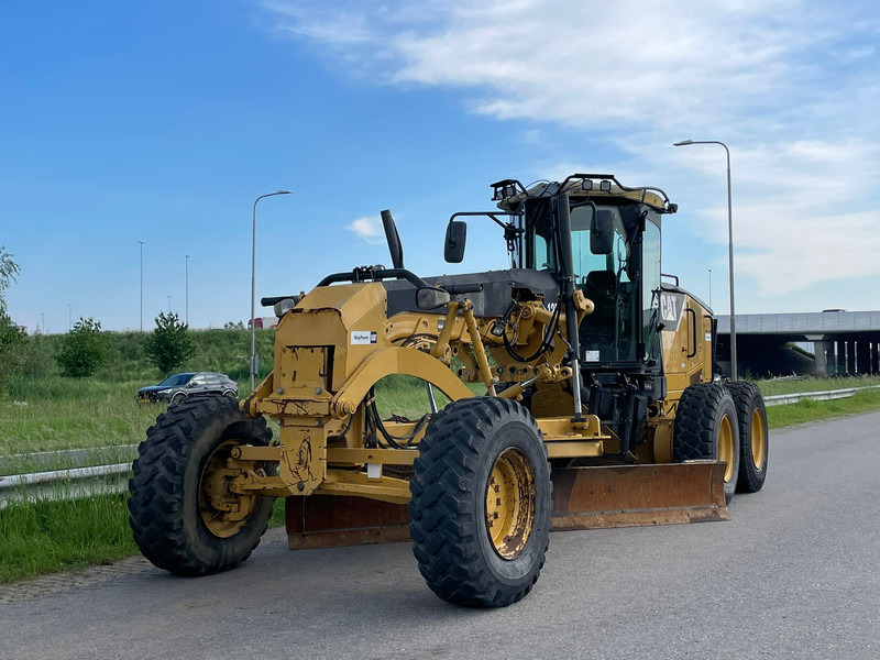 Caterpillar 12M - Grejdr: obrázek 2 Caterpillar 12M - Grejdr: obrázek 2