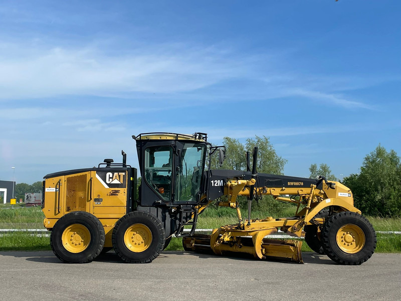 Caterpillar 12M - Grejdr: obrázek 5 Caterpillar 12M - Grejdr: obrázek 5